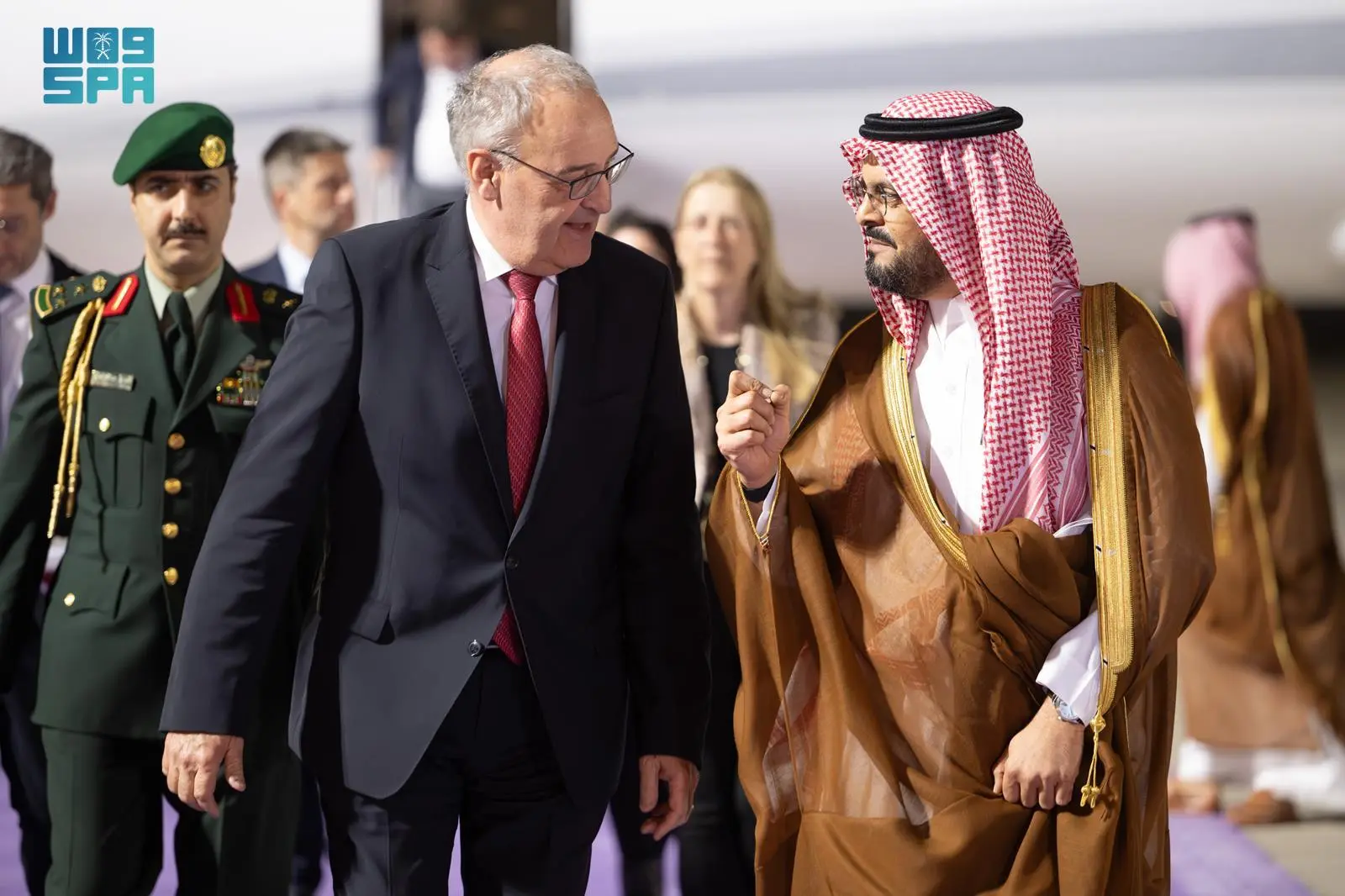 رئيس الاتحاد السويسري يصل إلى جدة