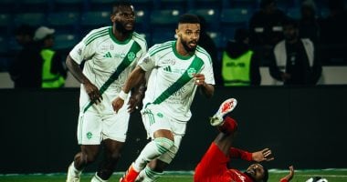 الأهلي يتصدر ترتيب الدوري السعودي مؤقتا بالفوز على ضمك