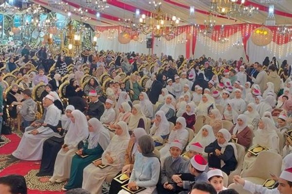 تكريم 400 حافظ للقران الكريم فى محافظة دمياط