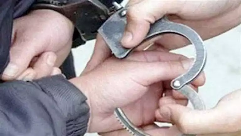 ضبط متهمين بالنصب على المواطنين بزعم الاستثمار في العملات المشفرة بأسي