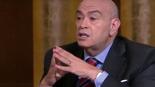 حسين الوحيدي يرد على «مغالطات» عماد أديب: الجيش المصري يمتلك تمويلا ذاتيا وموقف القاهرة «حكيم»