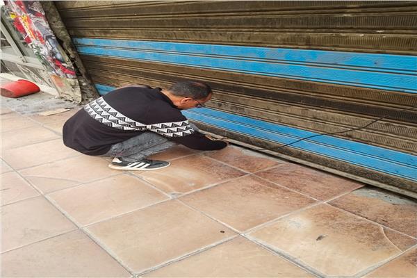 غلق وتشميع 51 محلًا غير مرخص وتقنين أوضاع 19 آخر وإعدام منتجات غذائية غير صالحة