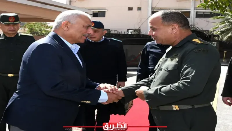 في تقليد عسكري أصيل.. القوات المسلحة تجري مراسم تسليم وتسلم القيادة