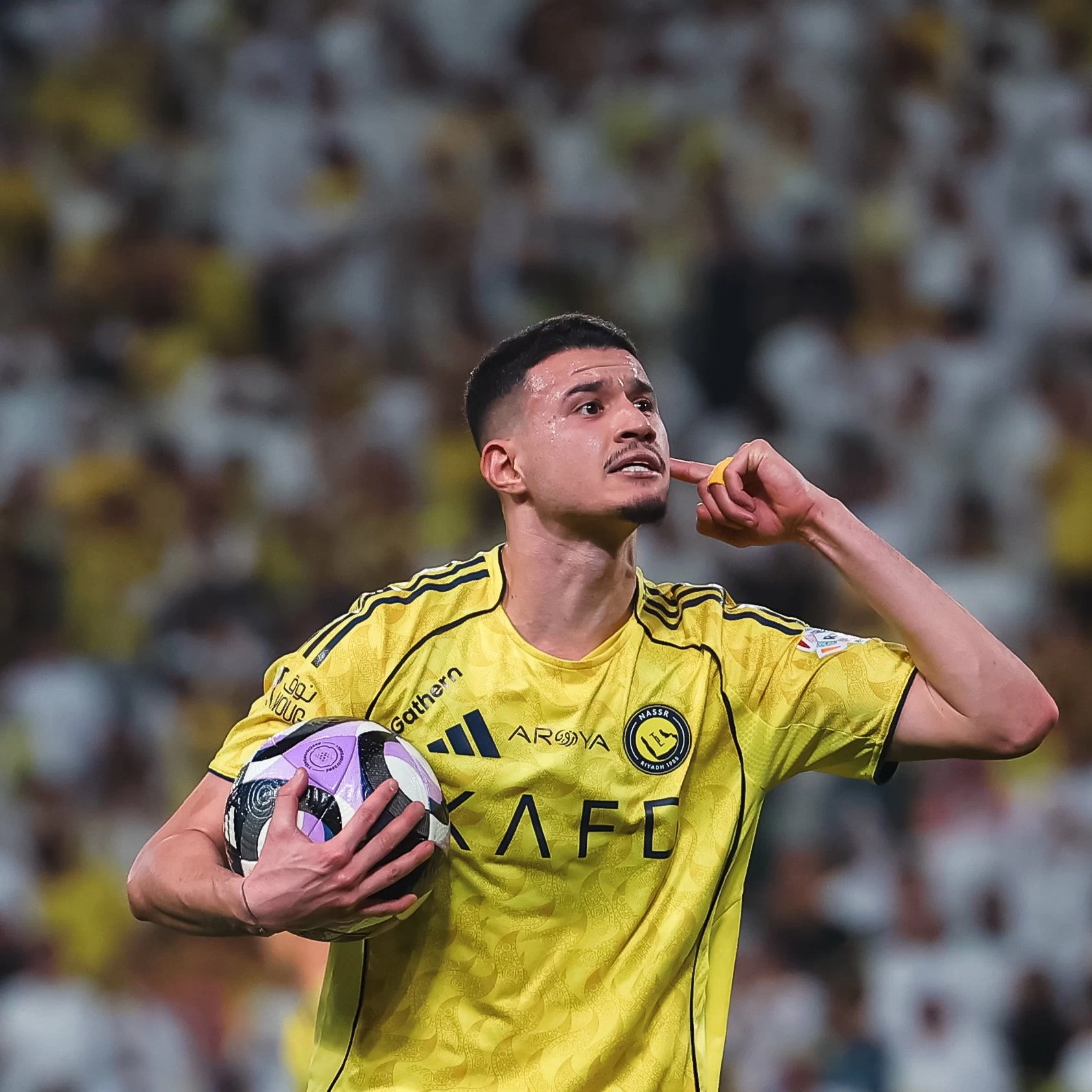 الهلال يخسر شكواه على الحمدان.. و«الاحتراف» تمنحه حق الاستئناف