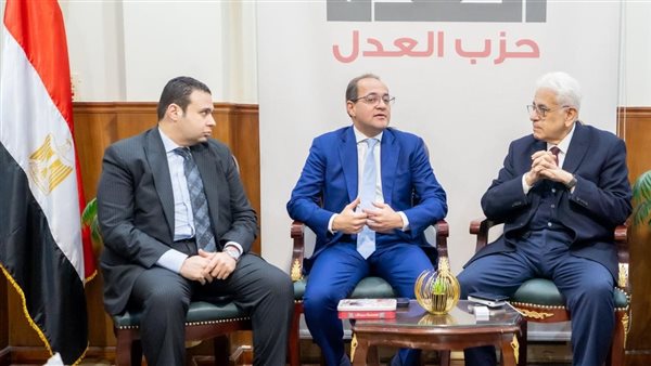 90 مليار جنيه لتحفيز الاقتصاد و15 مليارًا لـ"حياة كريمة".. كجوك يستعرض حصاد 8 أشهر
