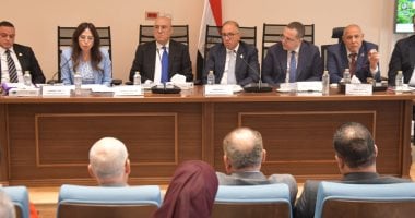 عاصم الجزار يدعو لإنشاء كيان لتنظيم السوق العقارى وتسجيل إلزامى للمشروعات الجديدة