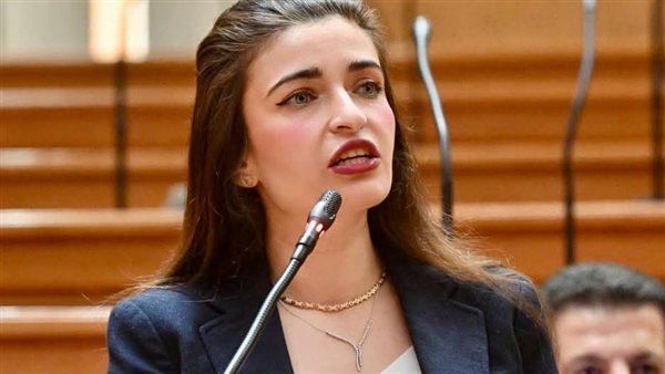النائبة إيرين سعيد تشن هجوما على وكيل "تعليم بني سويف": "اصرف بيضة ورغيف بدل ما تعاير الطلاب"