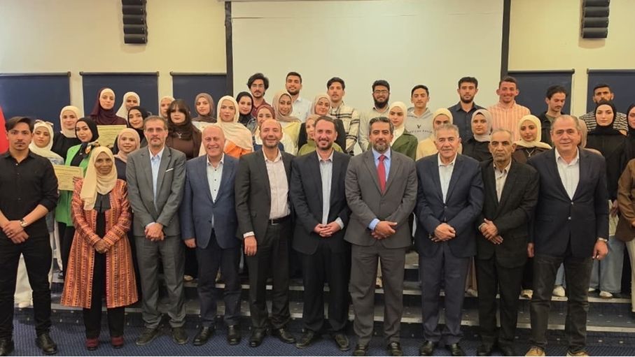 "تطوير معان" تمول بالكامل تخريج مستفيدي دورات اللغة الإنجليزية في مركز القنطرة