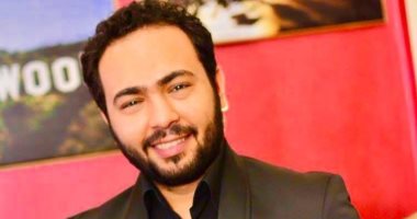 وزيرة الثقافة تجدد الثقة فى الفنان تامر كرم مديرًا لمسرح الشباب