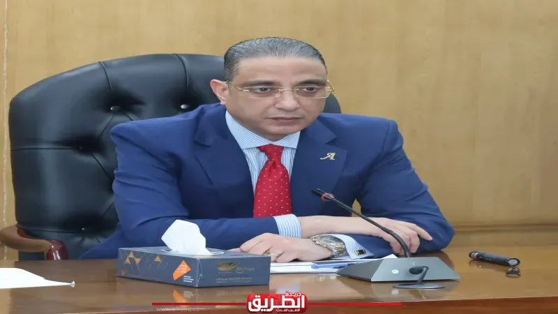 محافظ الجيزة يعتمد التعريفة الجديدة لسيارات السرفيس والنقل الجماعي الداخلية والخارجية