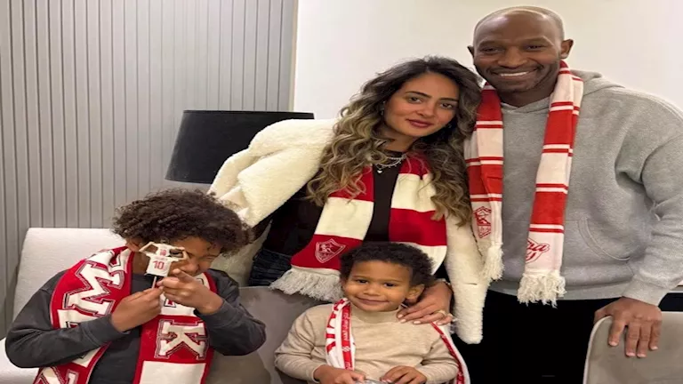 "كوفية الزمالك".. شيكابالا يحتفل بعيد ميلاده مع أسرته (صورة)