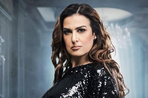 الفنان سلعة.. سيمون تكشف تفاصيل موقف جمعها بأحد المنتجين في بدايتها الفنية