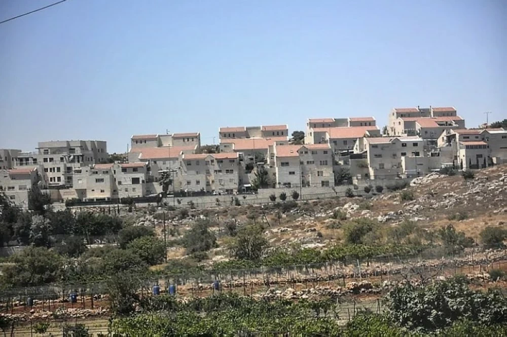 8 دول عربية وإسلامية: سياسات إسرائيل التوسعية تؤجج العنف وتقوض السلام