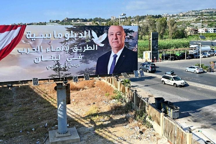 الرئيس اللبناني يرحّب بالتفاهم بين واشنطن وطهران خلال اتصال من وزير الخارجية الإيراني