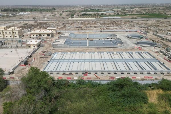 استكمالُ شبكة ومحطّة مُعالجة مياه الصرف الصحي بالمصنعة