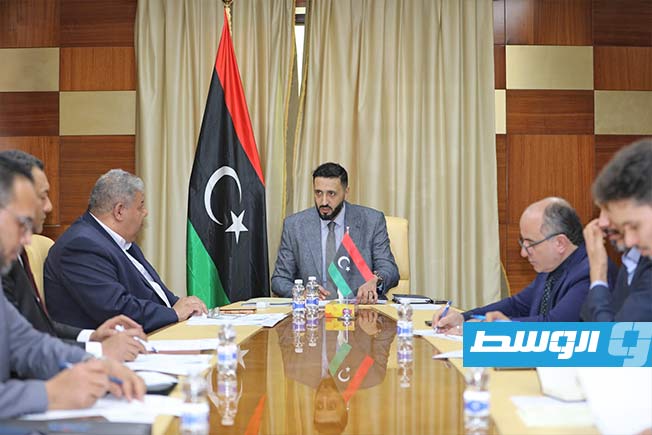 أبوشيحة يبحث مع رئيس شركة البريقة أوضاع إمداد السوق المحلية بالمحروقات