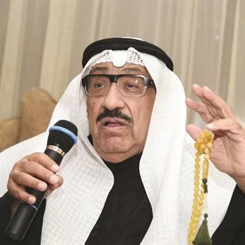 بعد حضورة فعالية ثقافية على كرسي متحرّك.. وعكة مفاجئة تنقل شادي الخليج للمستشفى