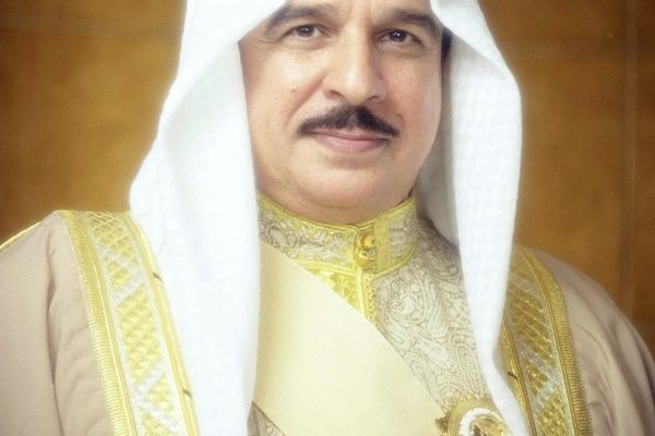 تكليف ولي عهد البحرين بتنفيذ إصلاحات شاملة لتعزيز الأمن ومراجعة ملف الجنسية