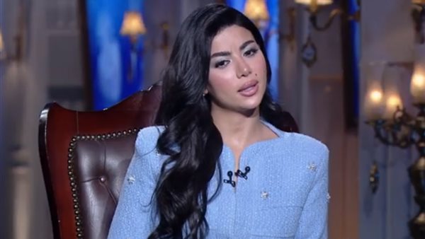 كارولين عزمي تكشف حقيقة ارتباطها بأحمد العوضي (فيديو)