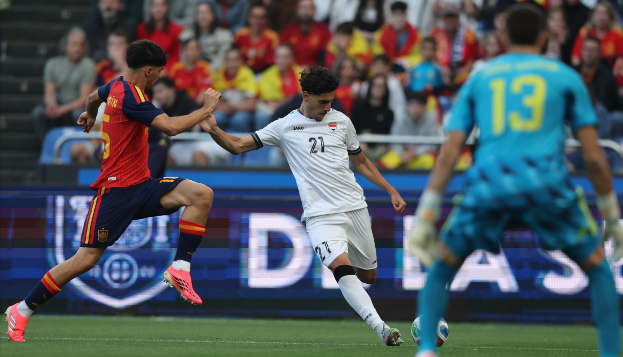 بالفيديو.. لاعب المنتخب العراقي يسجل هدفا جميلا في مرمى إسبانيا