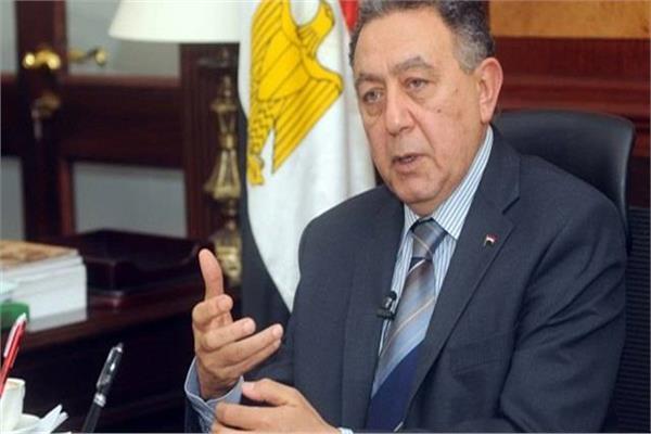 وزير الصحة الأسبق: التأمين الصحي الشامل حائط صد لكل المصريين