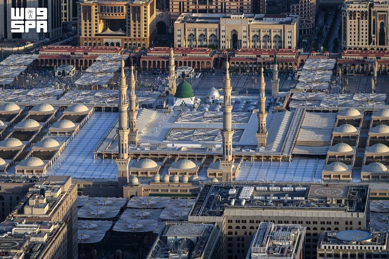 لقطات توثق الطلعات الجوية لطيران الأمن في سماء المدينة المنورة بموسم ما بعد الحج