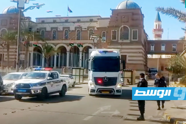 «المركزي» يرسل شحنتي سيولة إلى بنغازي والجبل الغربي