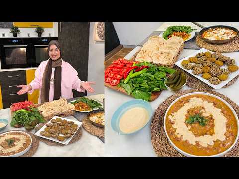 العزومة مع الشيف فاطمة أبو حاتي | طعمية مكس - بطاطس شكشوكة