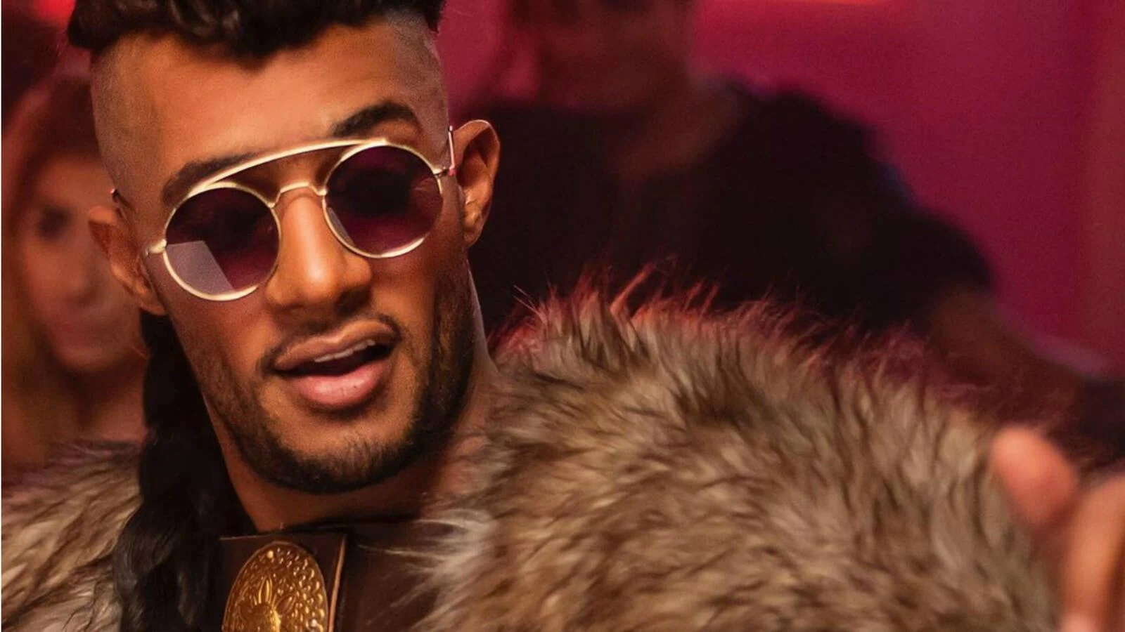 كيف تسبّب «أسد» في خسارة مالية كبرى لمحمد رمضان؟