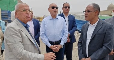 ​لإعادة الوجه الحضارى.. محافظة القاهرة تنقل موقف السيدة عائشة لموقعه الجديد بجوار "سوق الحمام".. المحافظ: خطوة جديدة لإعادة النظام والتخلص من الزحام ضمن تطوير المنطقة