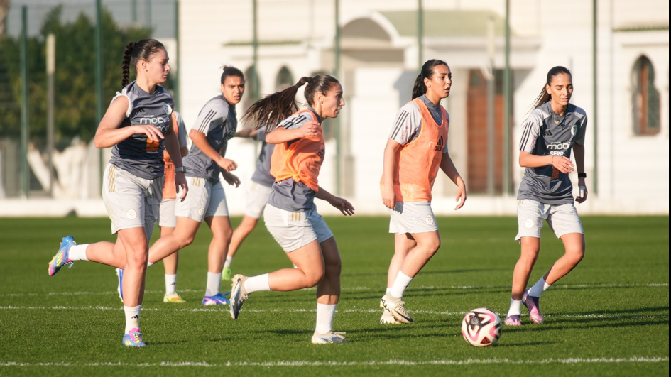 المنتخب الجزائري للسيدات يواصل تحضيراته تحسبا لكأس إفريقيا (فيديو)
