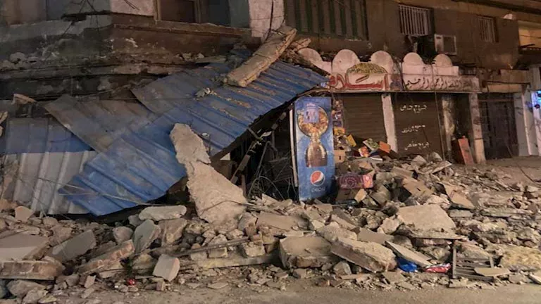 انهيار 3 منازل بمنطقة القيسارية في سوهاج
