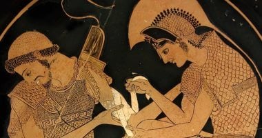 المحاربون اليونانيون القدماء استخدموا خيوط العنكبوت لعلاج جروحهم فى المعارك