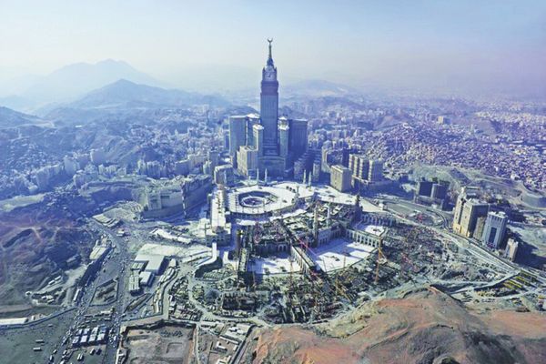 مكة المكرمة: تطوير سبعة مواقع حضرية بقيمة 13.3 مليار ريال