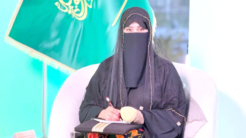 أمل التميمي: يشدني الحنين لبئر عثمان