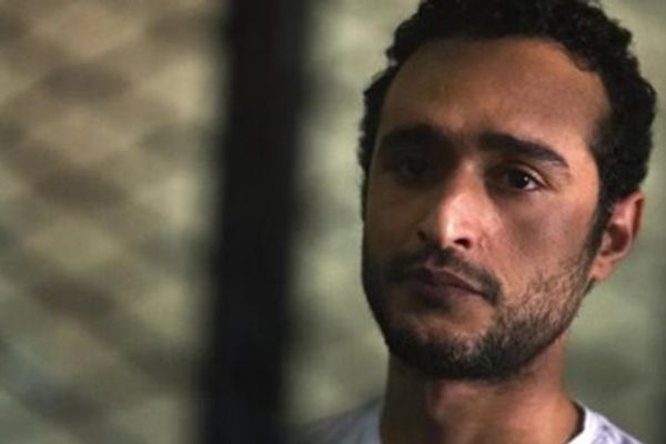 تجديد حبس أحمد دومة 15 يومًا بتهمة نشر أخبار كاذبة