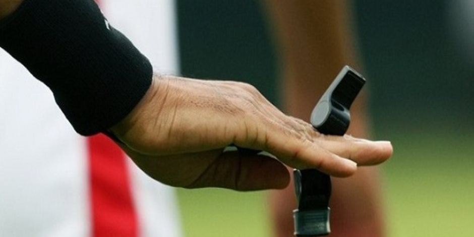بين الصافرة والعدالة.. لماذا يتعثّر "الاحتراف" في ملاعب الكرة السورية؟