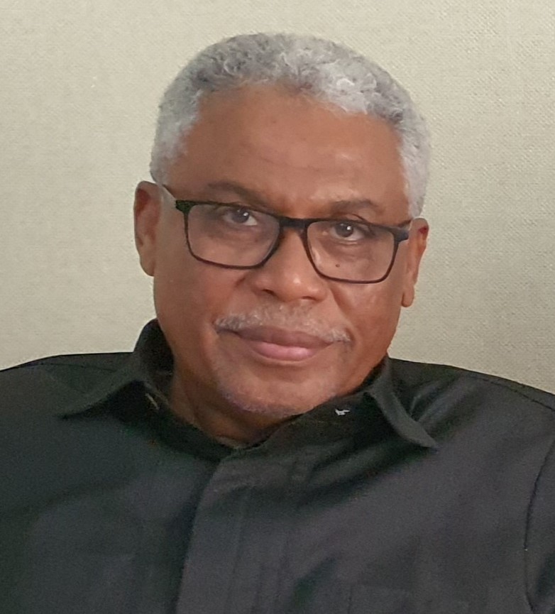 في زمن الانهيار … يواصل السودانيون صناعة الإنجاز