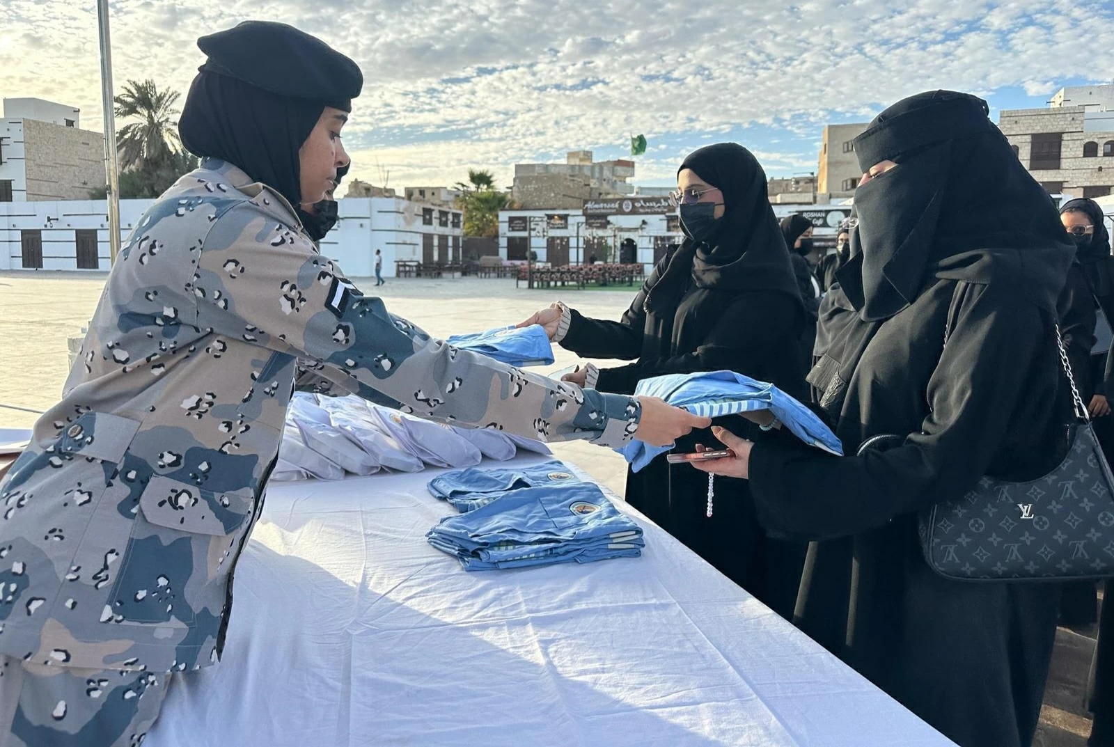 حرس الحدود ينفّذ مبادرة تفطير الصائمين بمحافظة ينبع