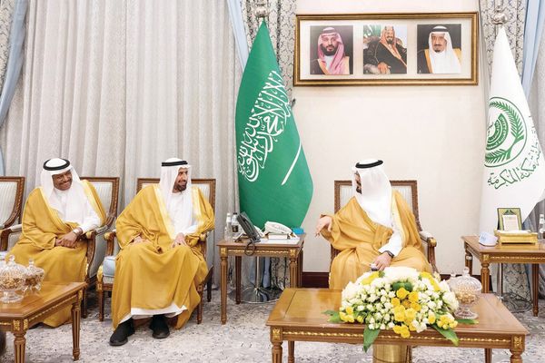 سعود بن مشعل: رفع كفاءة التفويج وتعزيز جودة الخدمات