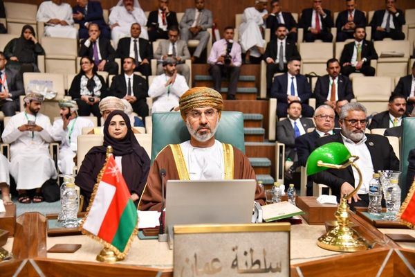 سلطنة عُمان تشارك في المؤتمر الثامن للبرلمان العربي بالقاهرة