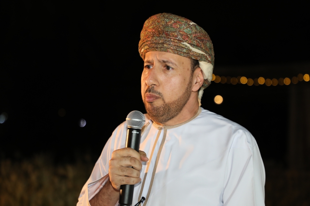 117 مكرَّمًا في احتفالية تربوية تعزز ثقافة التميز والإبداع بولاية الحمراء