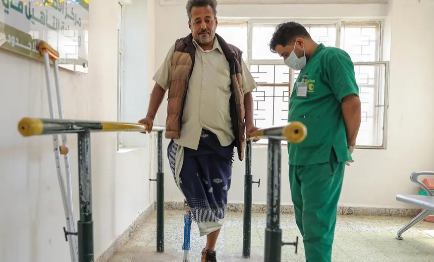 «الأطراف الصناعية» في تعز يقدم خدماته الطبية لـ576 مستفيدًا خلال يونيو