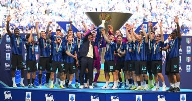 إنتر ميلان يتسلم درع الدوري الإيطالي بعد التعادل مع هيلاس فيرونا