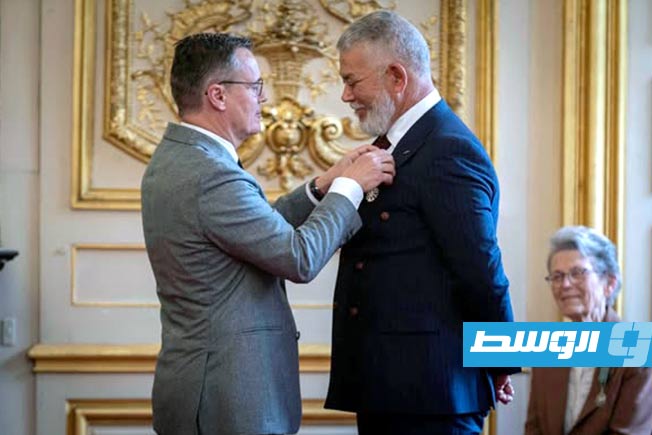 برتبة «فارس».. فرنسا تكرّم الدكتور خالد الهدّار بوسام الفنون والآداب