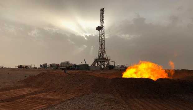 1500 برميل زيت يوميا.. بئر جديدة تبدأ الإنتاج من حقل بلاعيم البحري بسيناء