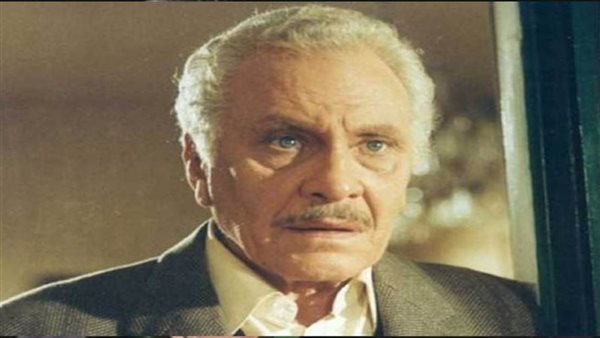 في ذكرى رحيله.. محمود مرسي من مدرس فلسفة إلى عملاق الدراما.. رفض التمثيل في بداية مشواره الفني.. ترك العمل في هيئة الإذاعة البريطانية بسبب العدوان الثلاثي على مصر.. وهذه أبرز أدواره في السينما