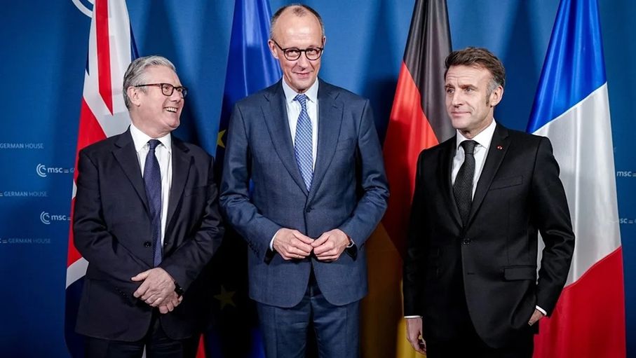 أوروبا تعيد التفكير في الردع النووي بعد اهتزاز الثقة عبر الأطلسي