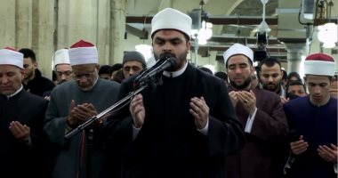 الجامع الأزهر يصدح بالدعاء لشفاء الإمام الأكبر وأن يبارك في علمه وعمله