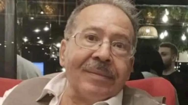 محمد ثروت وفيفي عبده الأبرز.. نجوم الفن في المستشفى